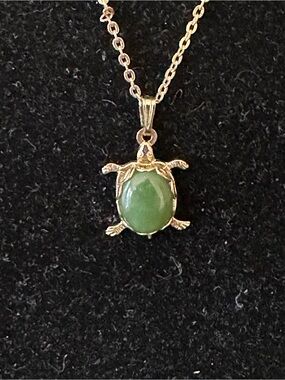 Gold-Tone Turtle Pendant Necklace with Green Stone